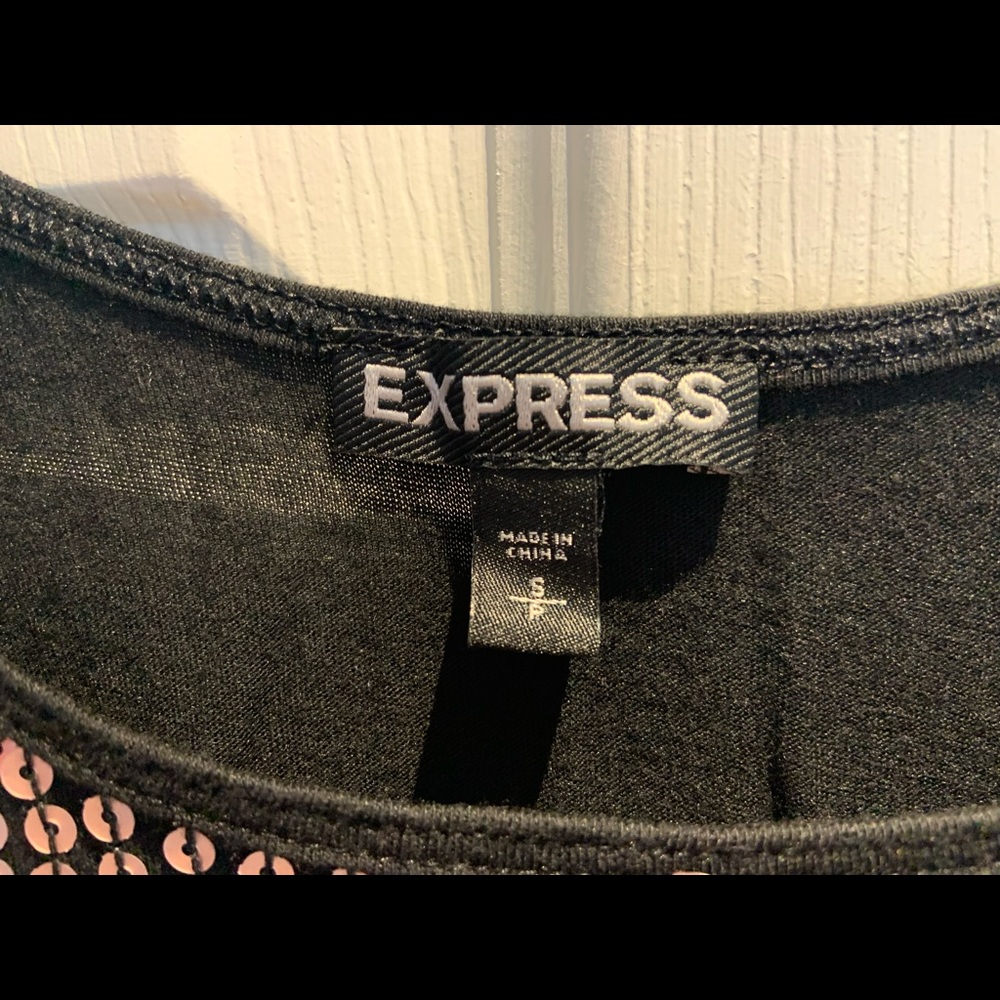 Express Sequenced Tank Top - Picture 4 of 4